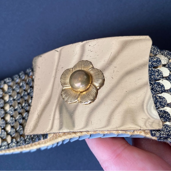 Vintage Gold Stretch Belt - Picture 10 of 13